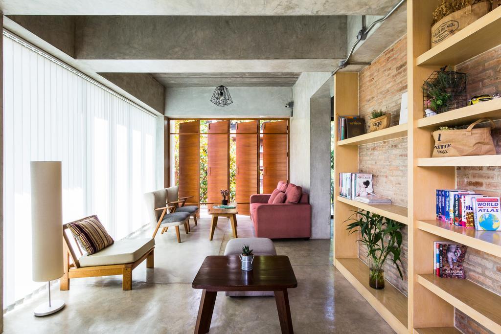 Zzziesta Chiang Mai Bed & Breakfast Exterior photo