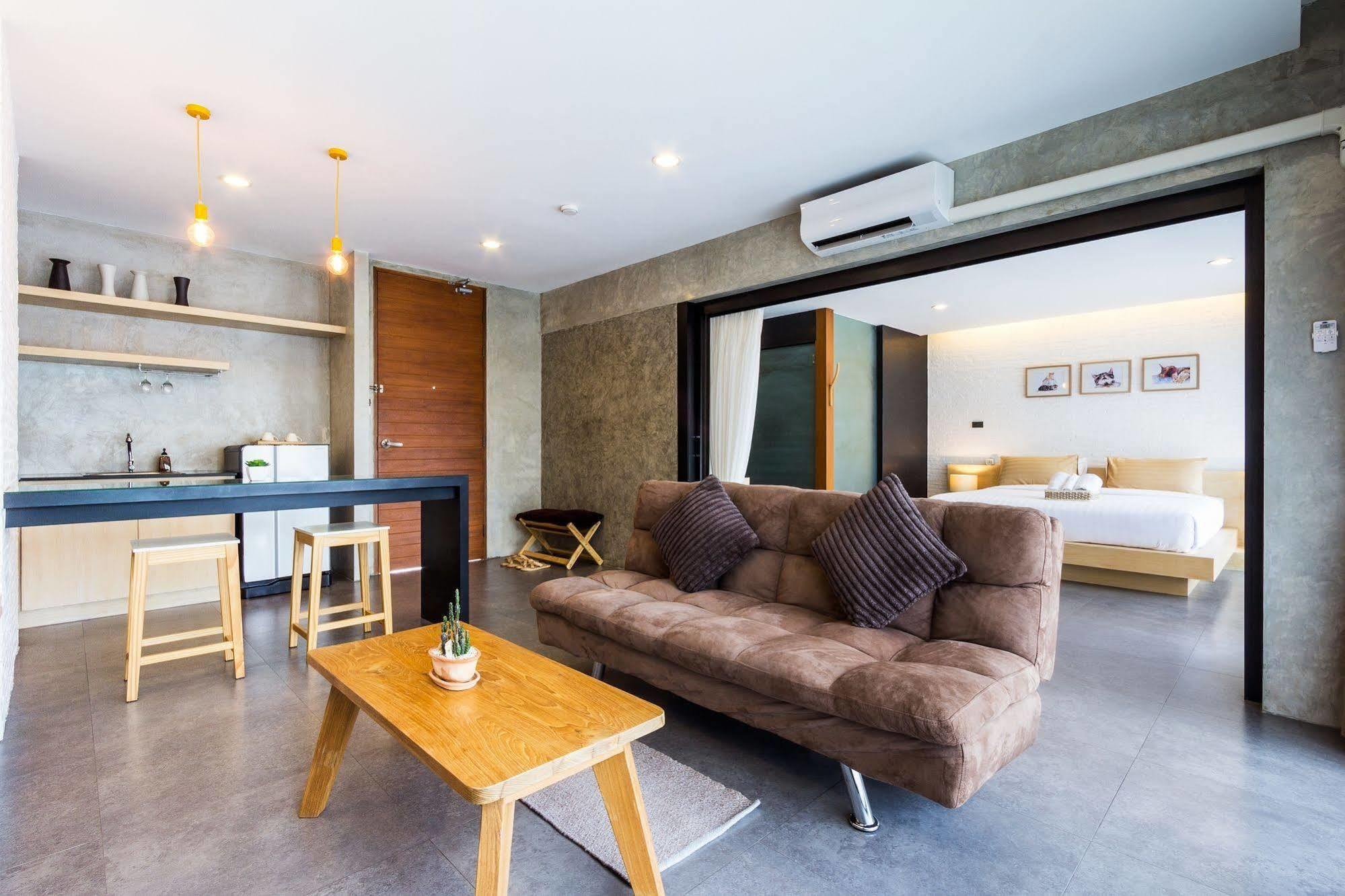 Zzziesta Chiang Mai Bed & Breakfast Exterior photo
